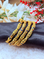 Load image into Gallery viewer, मोर डिज़ाइन वाली सोने की परत वाली चूड़ियाँ