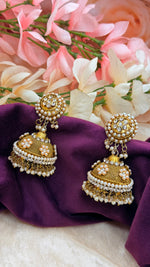 Load image into Gallery viewer, Ankshri golden jhumki