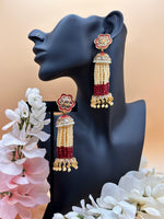 Load image into Gallery viewer, Drop Pearls Earring