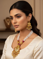Load image into Gallery viewer, Rani pink Color Matte Rajwadi Gold Necklace Set