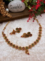 Load image into Gallery viewer, Masiya matte Gold Plated Choker set