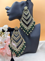 Load image into Gallery viewer, Zaina Kundan Earring Chandbali