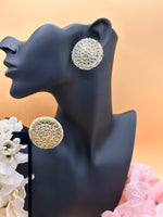 Load image into Gallery viewer, Mahana Oversized Kundan Studs