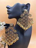 Load image into Gallery viewer, Monisha Big Statement Earring