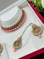 Load image into Gallery viewer, Nila In Gold Stone choker Set