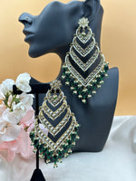 Load image into Gallery viewer, Zaina Kundan Earring Chandbali
