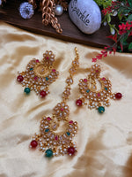 Load image into Gallery viewer, Tanvee Girls Polki Tikka Earring Set