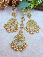 Load image into Gallery viewer, कुन्दन गोल्डन टिक्का सेट
