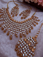 Load image into Gallery viewer, Twinkle Beautiful Pakistani Necklace Set
