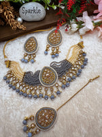 Load image into Gallery viewer, Juhi Drop Of Pearl Polki Choker Set