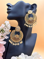Load image into Gallery viewer, Ashi Antique Gold Earrings