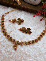 Load image into Gallery viewer, Masiya matte Gold Plated Choker set
