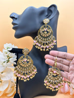 Load image into Gallery viewer, टीना बेबी पिंक पोल्की टीका इयररिंग सेट