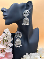 Load image into Gallery viewer, चांदी की झुमकी