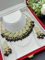 Load image into Gallery viewer, Kundan Indian Necklace Set
