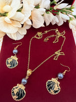 Load image into Gallery viewer, Shell long Necklace with earrings