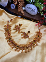 Load image into Gallery viewer, Saraswati matte Gold Platted Choker Set With Earring