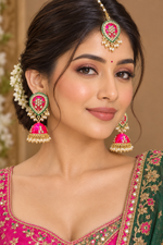 Load image into Gallery viewer, Sonias Kundan Meenakari Tikka Set