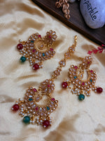 Load image into Gallery viewer, Tanvee Girls Polki Tikka Earring Set