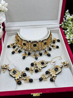 Load image into Gallery viewer, Falguni Kundan jewellery Choker Set
