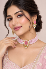 Load image into Gallery viewer, Beaded choker with earrings