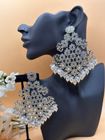Load image into Gallery viewer, Monisha Big Statement Earring