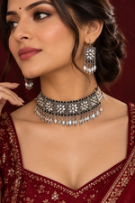 Load image into Gallery viewer, शोमा ऑक्सीडाइज़्ड मिरर चोकर सेट