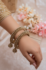 Load image into Gallery viewer, Polki Jhumki hanging kadas in size 2.8