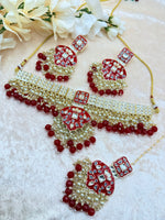 Load image into Gallery viewer, Meenakari Suhani Kundan Choker Set