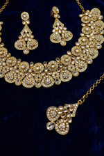 Load image into Gallery viewer, Farima kundan Golden Necklace