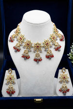 Load image into Gallery viewer, मलिका मीनाकारी कुंदन चोकर हार