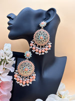 Load image into Gallery viewer, Pearl drop Earrings
