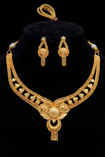 Load image into Gallery viewer, Farida Golden Necklace Sets