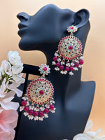 Load image into Gallery viewer, Pearl drop Earrings