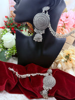 Load image into Gallery viewer, Oxidised silver earring with detectable Sahara