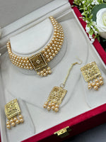 Load image into Gallery viewer, Savi The pearl Choker Set