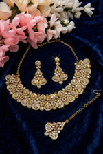 Load image into Gallery viewer, Farima kundan Golden Necklace