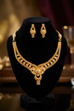 Load image into Gallery viewer, Farida Golden Necklace Sets