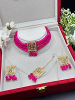 Load image into Gallery viewer, Savi The pearl Choker Set