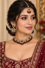 Load image into Gallery viewer, Sophi Polki Necklace Set