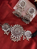 Load image into Gallery viewer, Giyas Oxidised Silver choker set