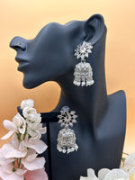 Load image into Gallery viewer, चांदी की झुमकी