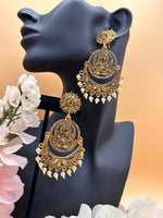 Load image into Gallery viewer, प्राचीन सोने और मोती की भारतीय बालियाँ