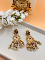 Load image into Gallery viewer, Rani pink Color Matte Rajwadi Gold Necklace Set