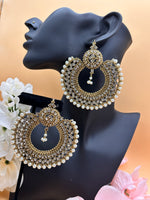 Load image into Gallery viewer, Zubeena Pakistani Oversized Earring
