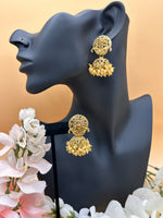 Load image into Gallery viewer, गजरा सुनहरी झुमकी