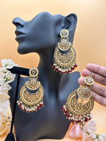 Load image into Gallery viewer, Sheetal Maroon Polki Tikka Set