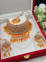 Load image into Gallery viewer, रोज़गोल्ड चोकर सेट के साथ नारंगी
