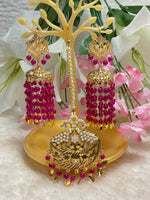 Load image into Gallery viewer, Beautiful Pearl Drops Tikka Set - Affinity Giya
