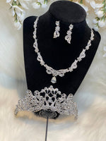 Load image into Gallery viewer, Engagement & Graduation Tiara Set - Affinity Giya